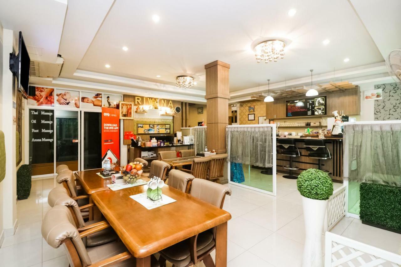 Oyo 146 Rivana Boutique By Sandara Pattaya Buitenkant foto
