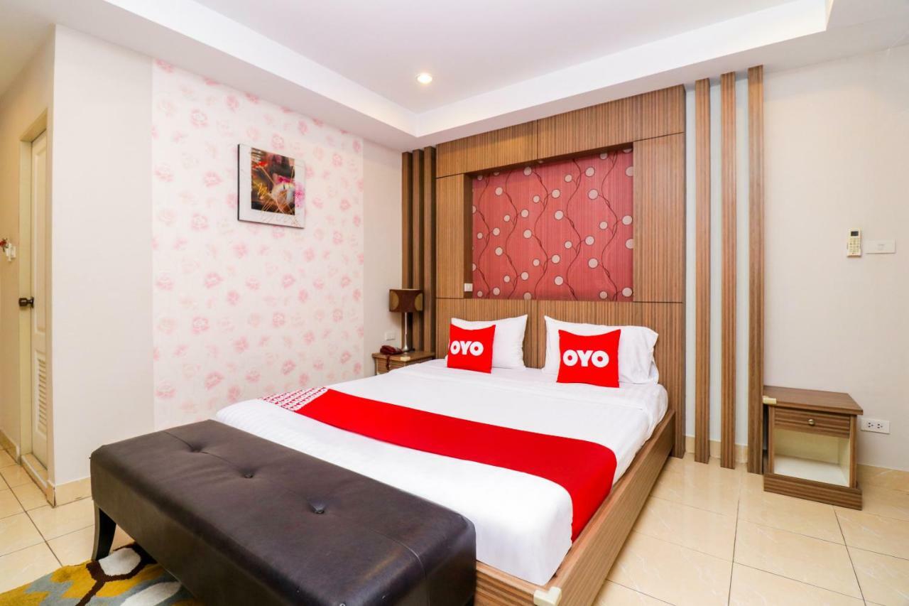 Oyo 146 Rivana Boutique By Sandara Pattaya Buitenkant foto