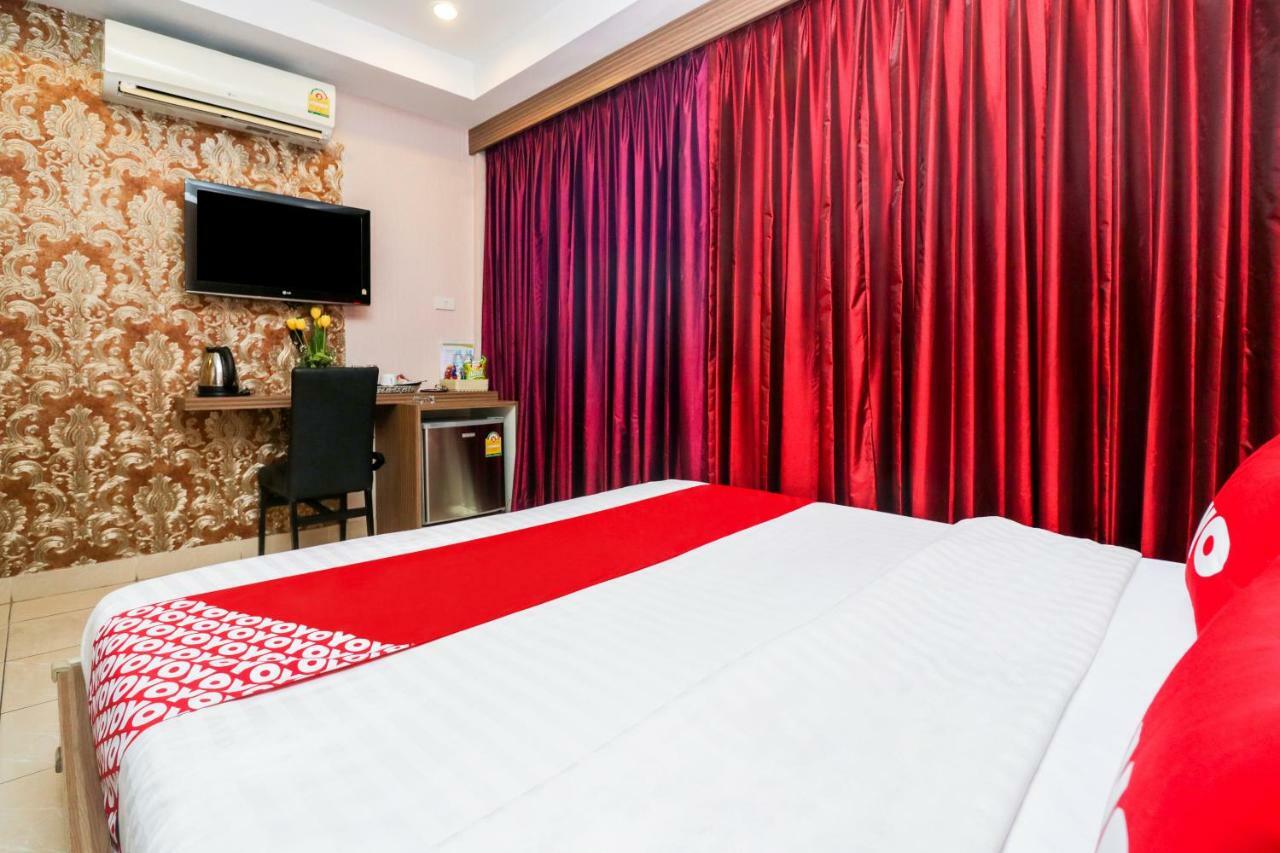 Oyo 146 Rivana Boutique By Sandara Pattaya Buitenkant foto
