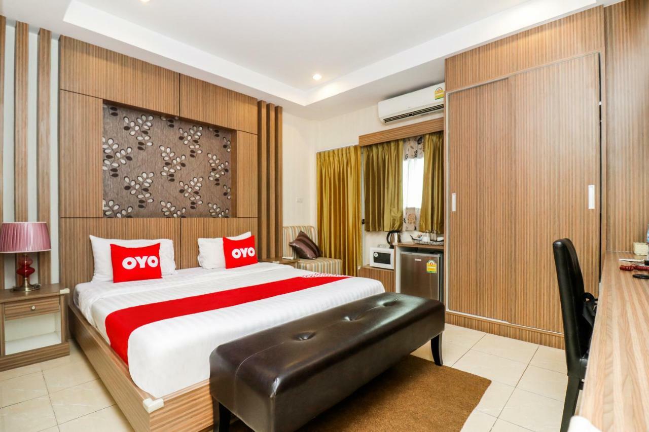 Oyo 146 Rivana Boutique By Sandara Pattaya Buitenkant foto
